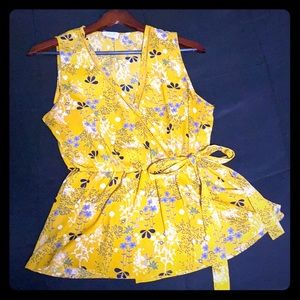 💐Multi colored floral top💐